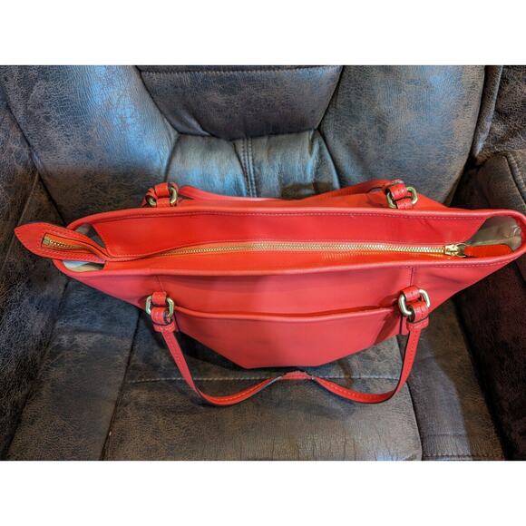 Coach Peyton Leather Large Tote Solid Coral Pomegranate 13" X 12" X 5" F27349 - Picture 4 of 13